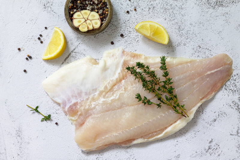 Peste cu carne alba